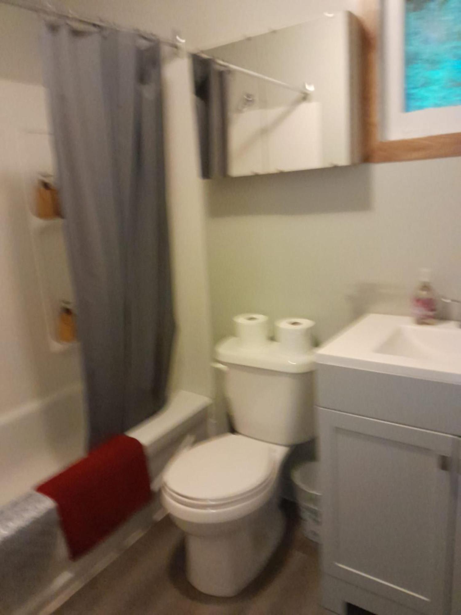 Lakefront Hideaway Resort Kawartha Lakes Chambre photo